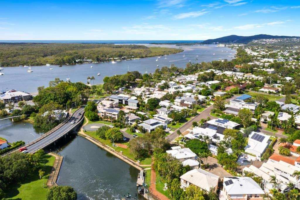 Quay Largo: Riverside Haven Нусавиль Экстерьер фото